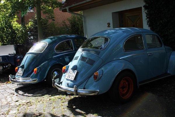 Die ersten Gästefahrzeuge<br />Paarlauf in blau. Vater und Sohn aus Kassel