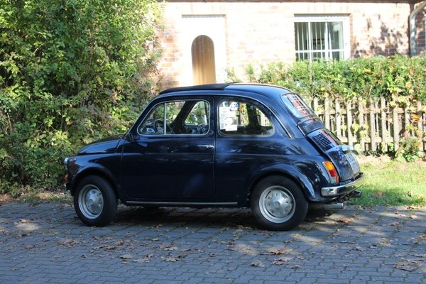 Der kleinste Teilnehmer.<br />Fiat 500 mit Visamotor