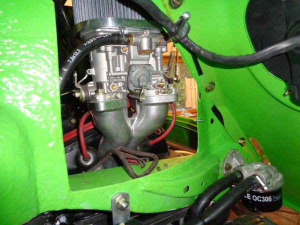 DSC02156 (Small).JPG (106.71 KiB) 31747 mal betrachtet Große Wartungszugänge in den Radhäusern