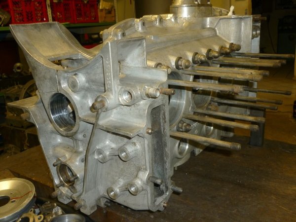 Porsche 901 Motor Heckansicht