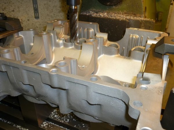 P1110421 (Small) (2).JPG (87.91 KiB) 16585 mal betrachtet Block fräsen für Typ1 Stößel